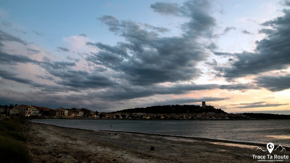 Coucher de soleil Plage de Gruissan Aude Occitanie France Paysage - City view Sunset Beach Landscape