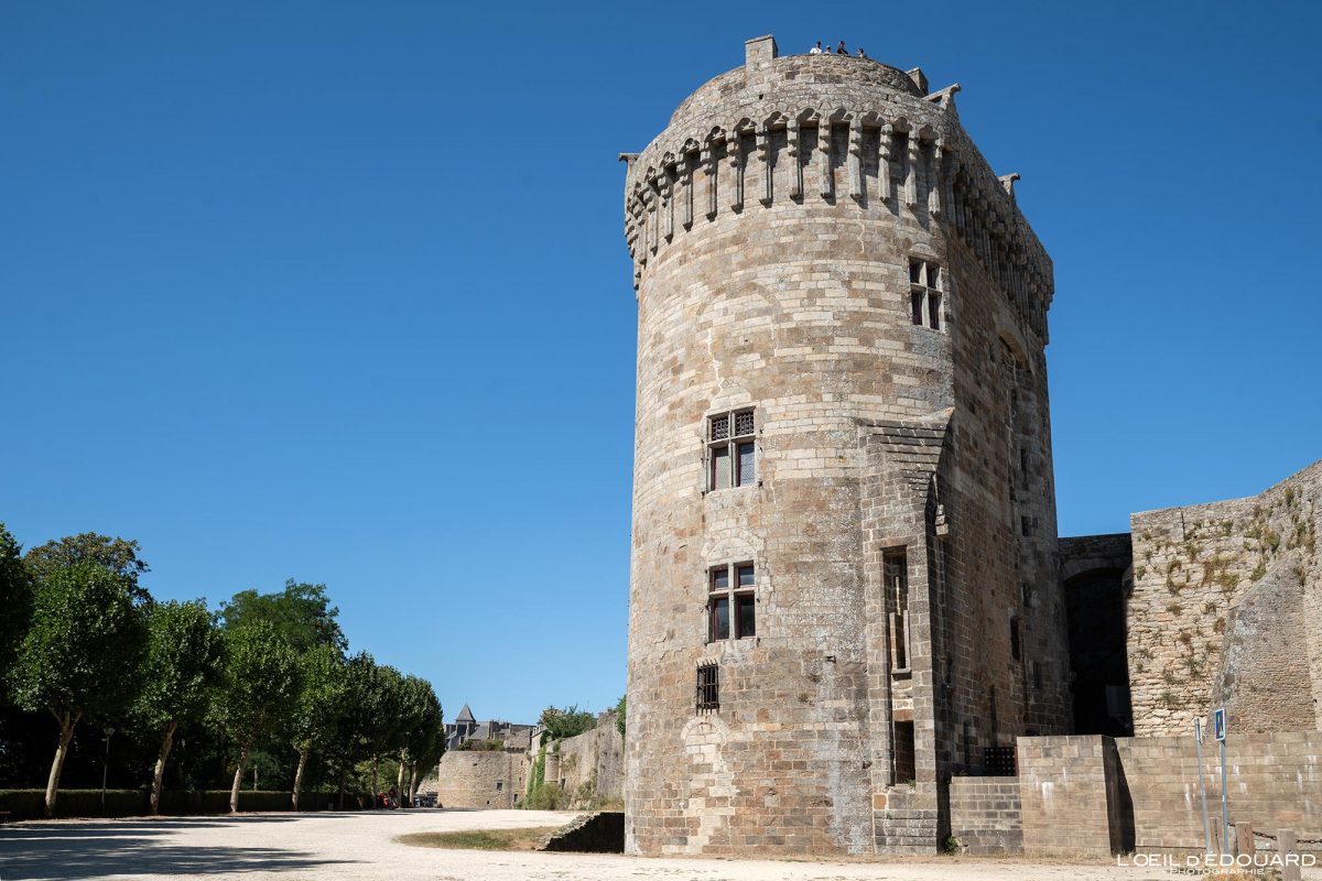 Château de Dinan Bretagne Visit France Tourisme Vacances - Holidays Travel French Brittany City View Medieval Tower Architecture Photography