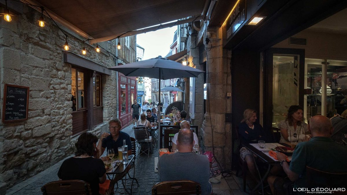 La Brasserie des Halles Restaurant Vannes Morbihan Bretagne Visit France Tourisme Vacances - Holidays Travel French Brittany