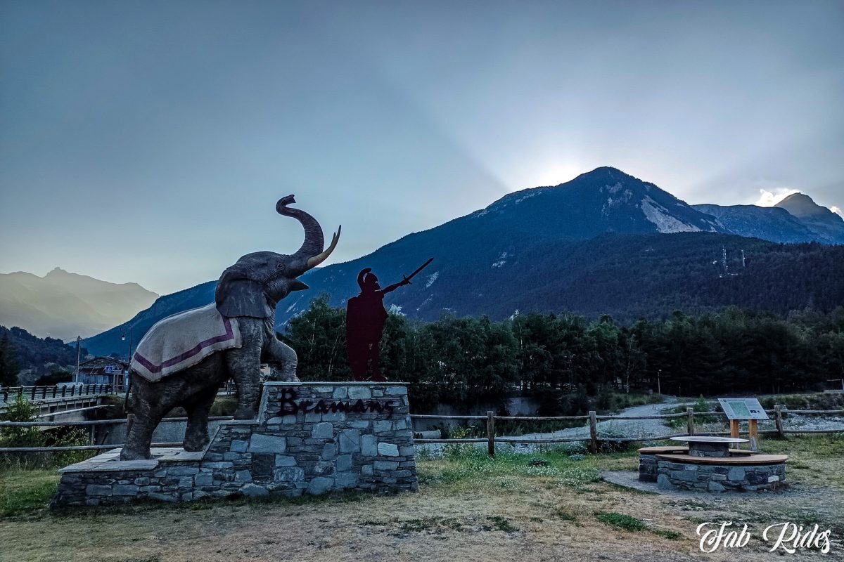 Sculpture Hannibal et son éléphant Bramans Haute Maurienne Savoie Alpes France - Paysage Montagne Outdoor French Alps Mountain Landscape