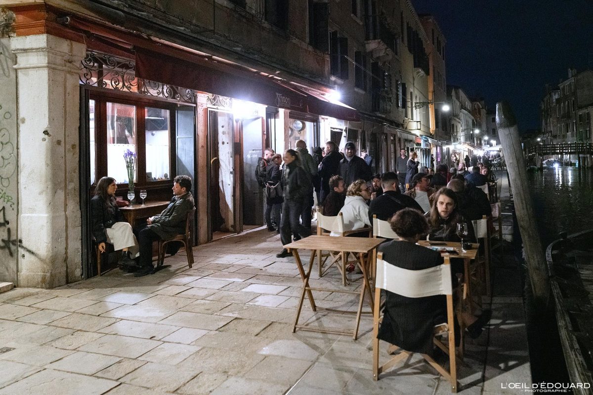 Bar à vin Restaurant Venise Tourisme Italie Voyage - Fondamenta dei Orsemini Al Timon Venezia Italia Venice Visit Italy Travel Europe City Trip
