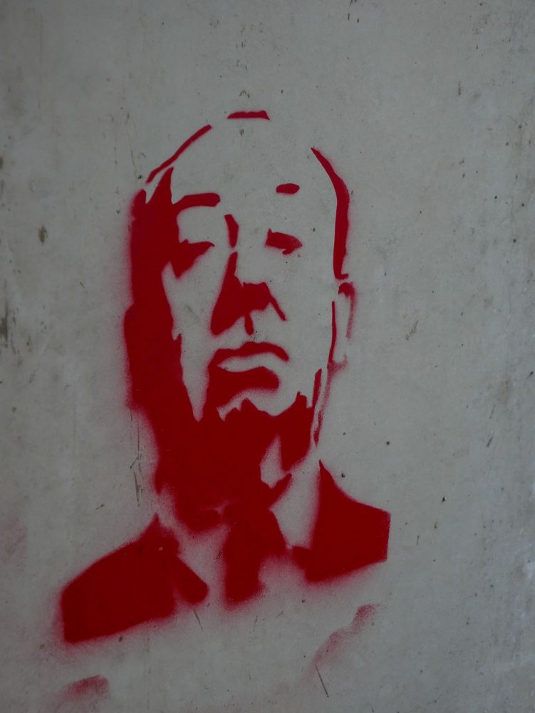 Street Art Mulhouse, pochoir Hitchcock