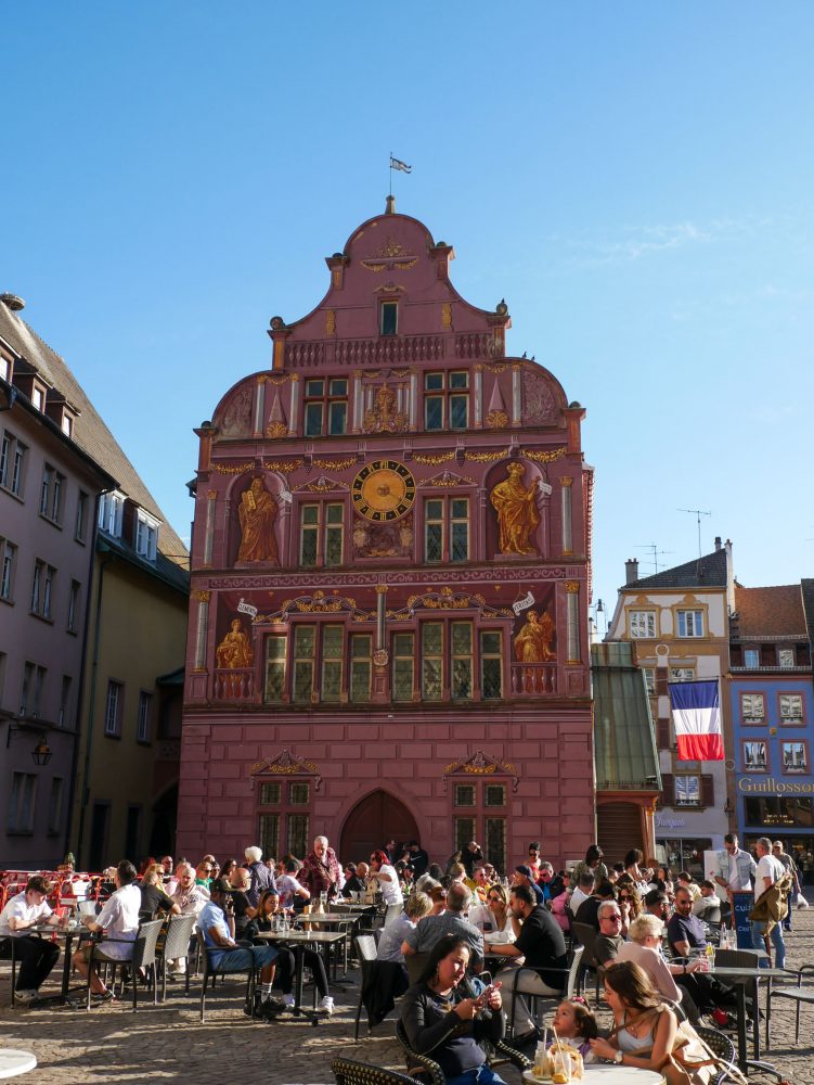 Terrasses pour boire un verre, Place de la Réunion, centre de Mulhouse