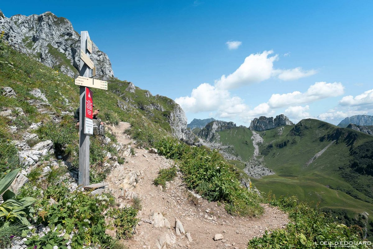 Randonnée Dent d'Oche Massif du Chablais Haute-Savoie France Tourisme Paysage Montagne Outdoor Nature Hiking Mountain Landscape