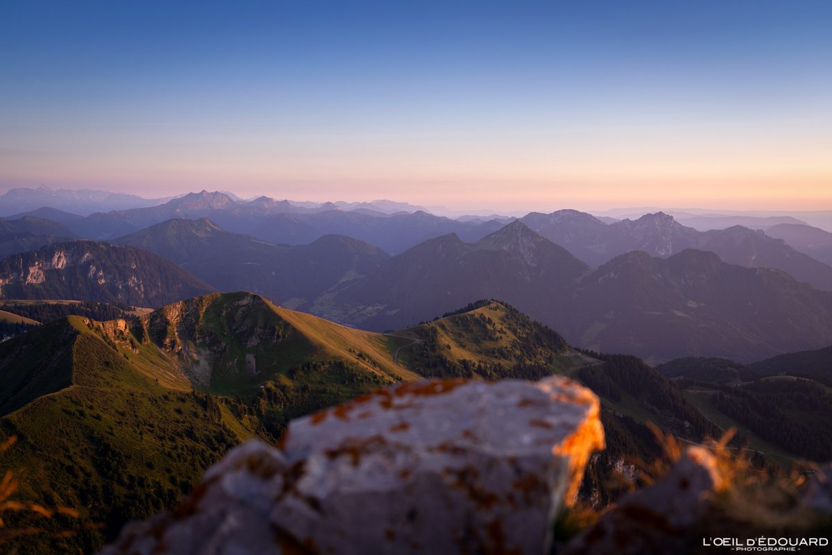 Coucher de Soleil depuis le Refuge de la Dent d'Oche Massif du Chablais Haute-Savoie France Tourisme Paysage Montagne Randonnée Outdoor Nature Hiking Mountain Landscape Sunset