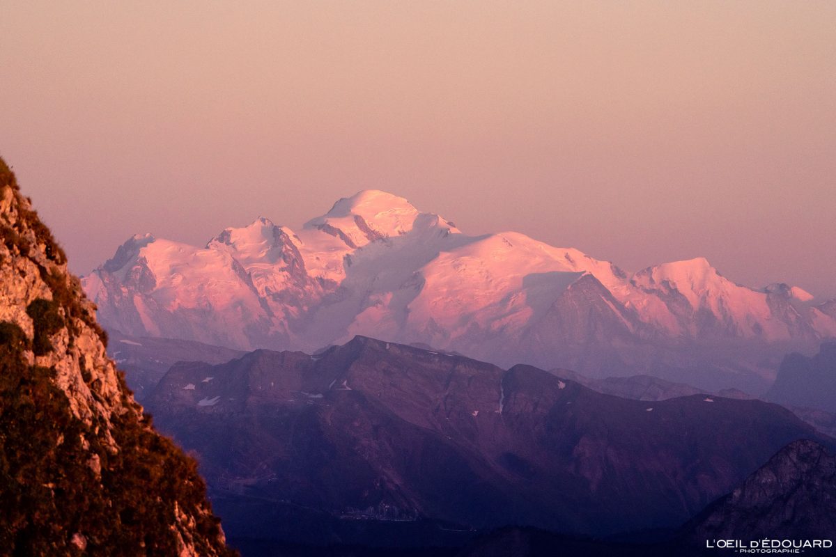 Mont Blanc Coucher de Soleil depuis le Refuge de la Dent d'Oche Massif du Chablais Haute-Savoie France Tourisme Paysage Montagne Randonnée Outdoor Nature Hiking Mountain Landscape Sunset