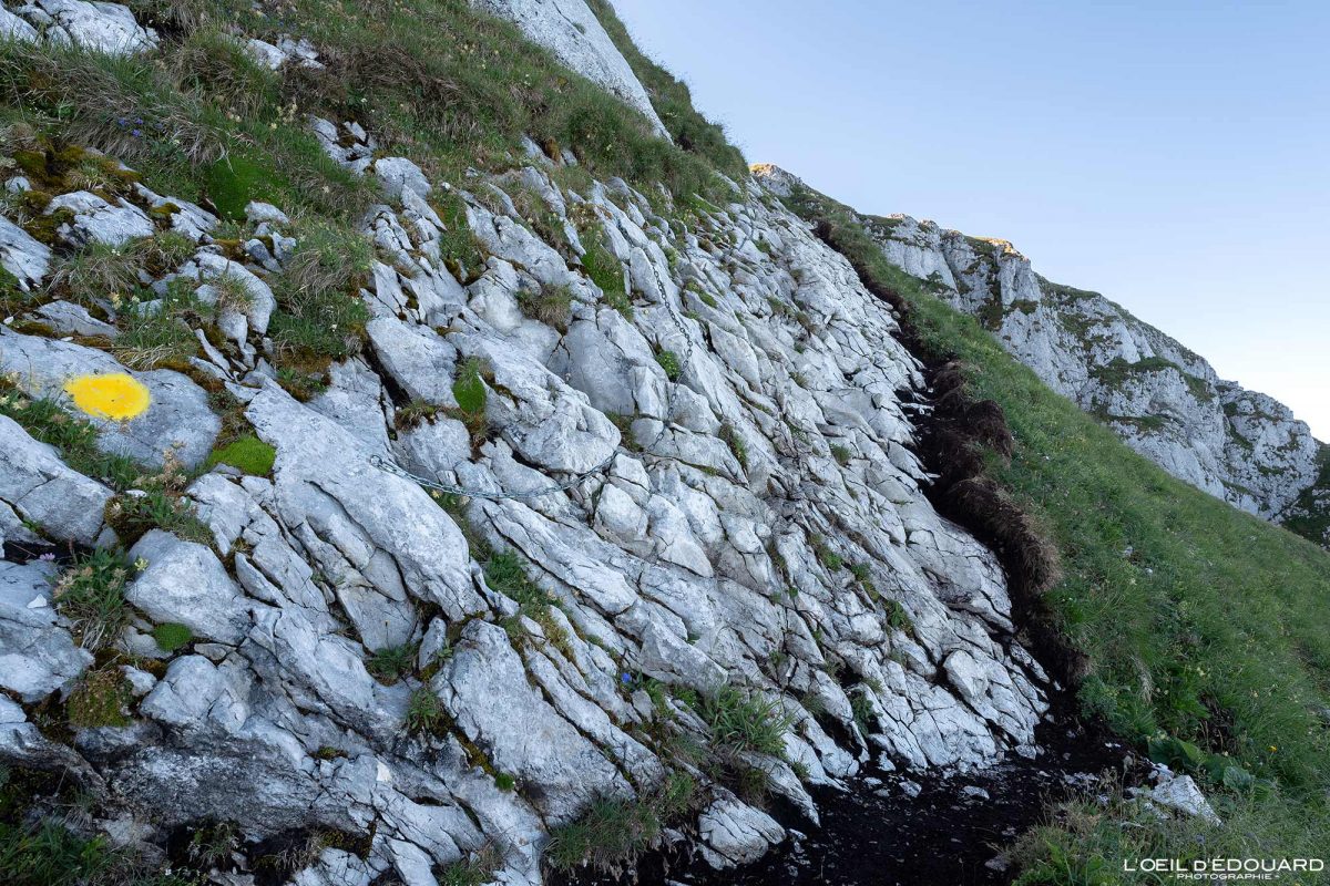 Chaînes Randonnée Dent d'Oche Massif du Chablais Haute-Savoie France Tourisme Paysage Montagne Outdoor Nature Hiking Mountain Landscape