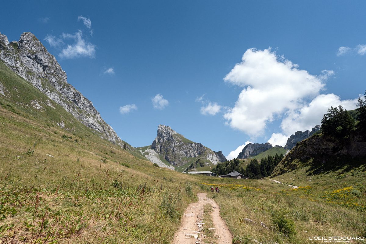 Randonnée Dent d'Oche Massif du Chablais Haute-Savoie France Tourisme Paysage Montagne Outdoor Nature Hiking Mountain Landscape