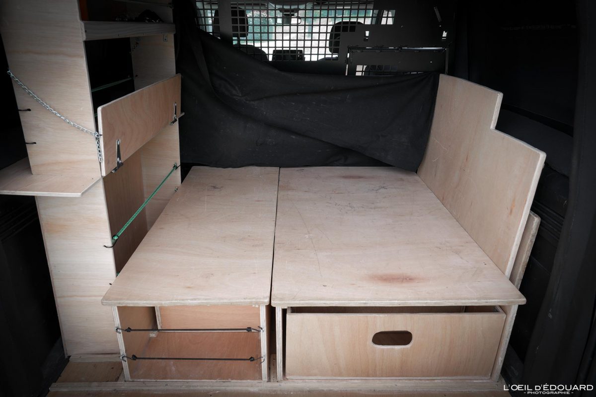 Structure en bois Caissons - Bricolage Idée Aménagement Voiture Utilitaire Fourgon en Van pour Dormir dedans Road Trip Voyage Travel Car Craft Layout to Sleep in VanLife