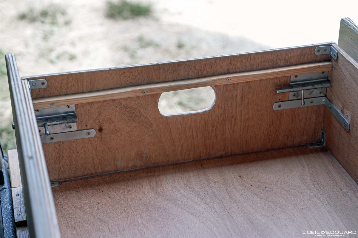 Structure en bois Caisson Rangement Tiroir - Bricolage Idée Aménagement Voiture Utilitaire Fourgon en Van pour Dormir dedans Road Trip Voyage Travel Car Craft Layout to Sleep in VanLife