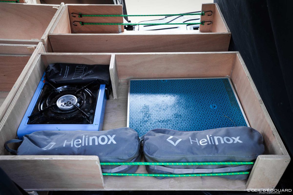 Structure en bois Caisson Rangement - Bricolage Idée Aménagement Voiture Utilitaire Fourgon en Van pour Dormir dedans Road Trip Voyage Travel Car Craft Layout to Sleep in VanLife