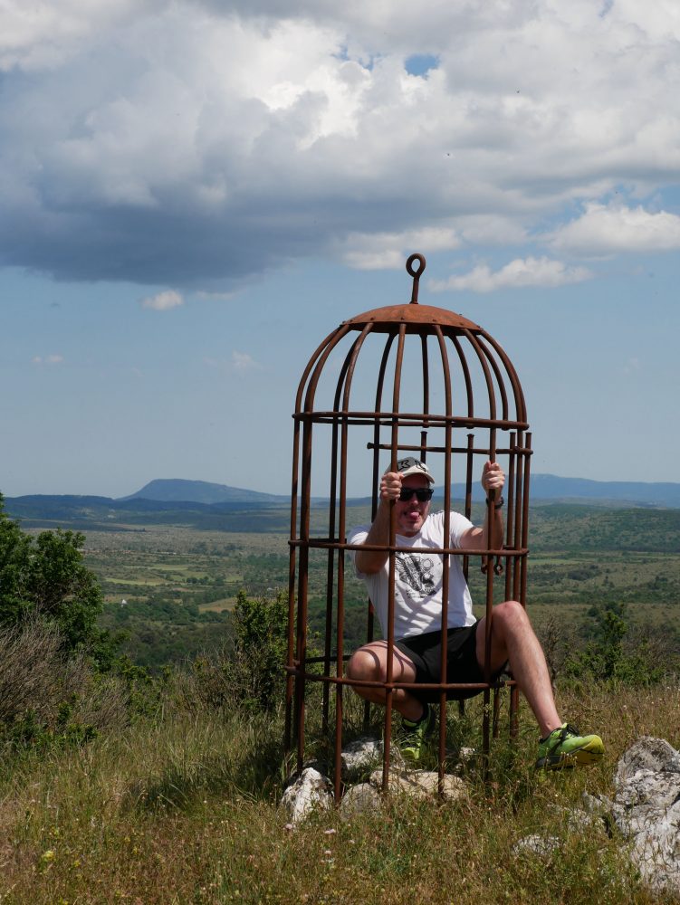 Que voir dans le Larzac - point culminant le Serre de la Lavande,
