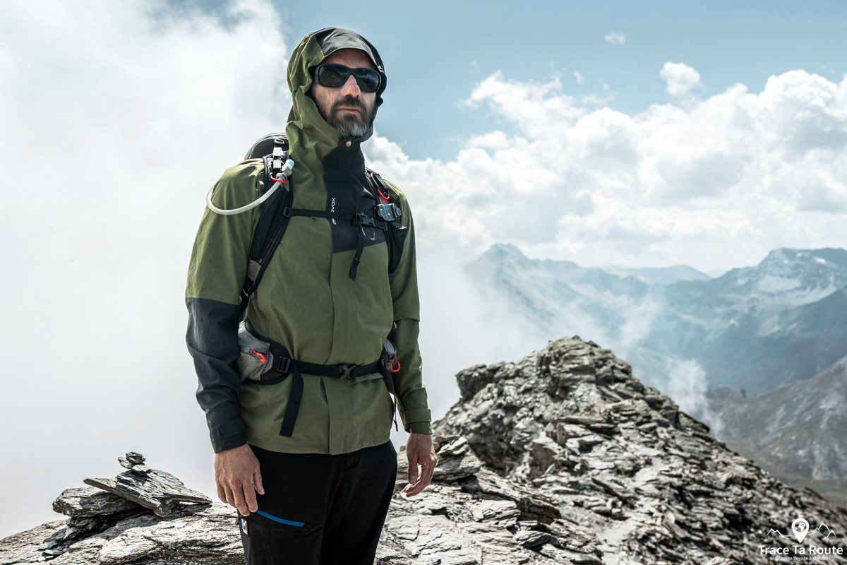 Test Veste Ortovox Seceda 3L Hardshell Jacket Review - Matériel Outdoor Randonnée Montagne Trek Trekking Mountain Hiking Clothes Review