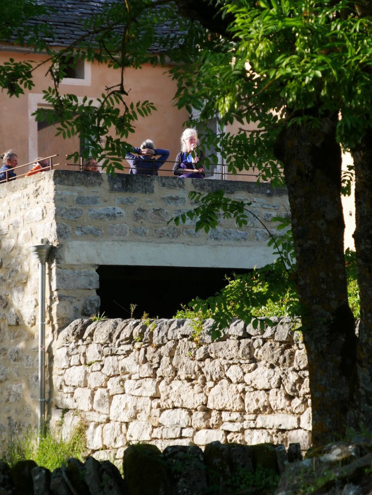 terrasse gite montredon