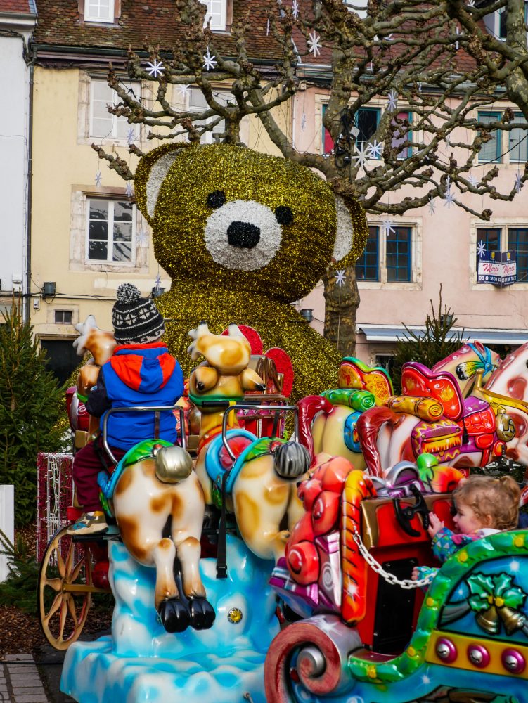Montbéliard, son marché de Noël en famille