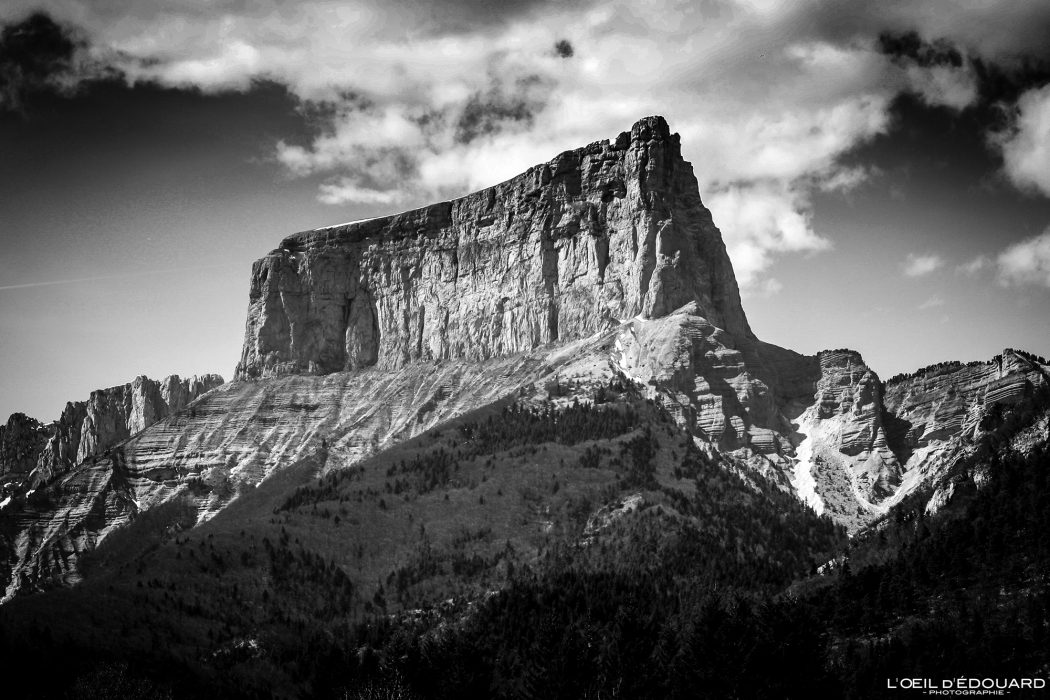 Ascension Mont Aiguille Voie Normale Alpinisme Massif du Vercors Isère Alpes France Paysage Escalade Montagne Nature Outdoor French Alps Mountain Landscape Climb Mountaineering Rock Climbing