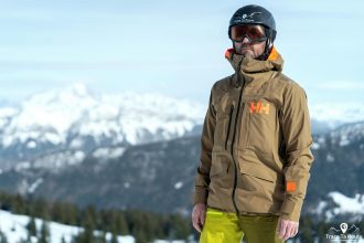 Test veste de ski Helly Hansen Ridge Infinity Shell Jacket 2.0 Review Outdoor Skiing Wear Winter Mountain Snow