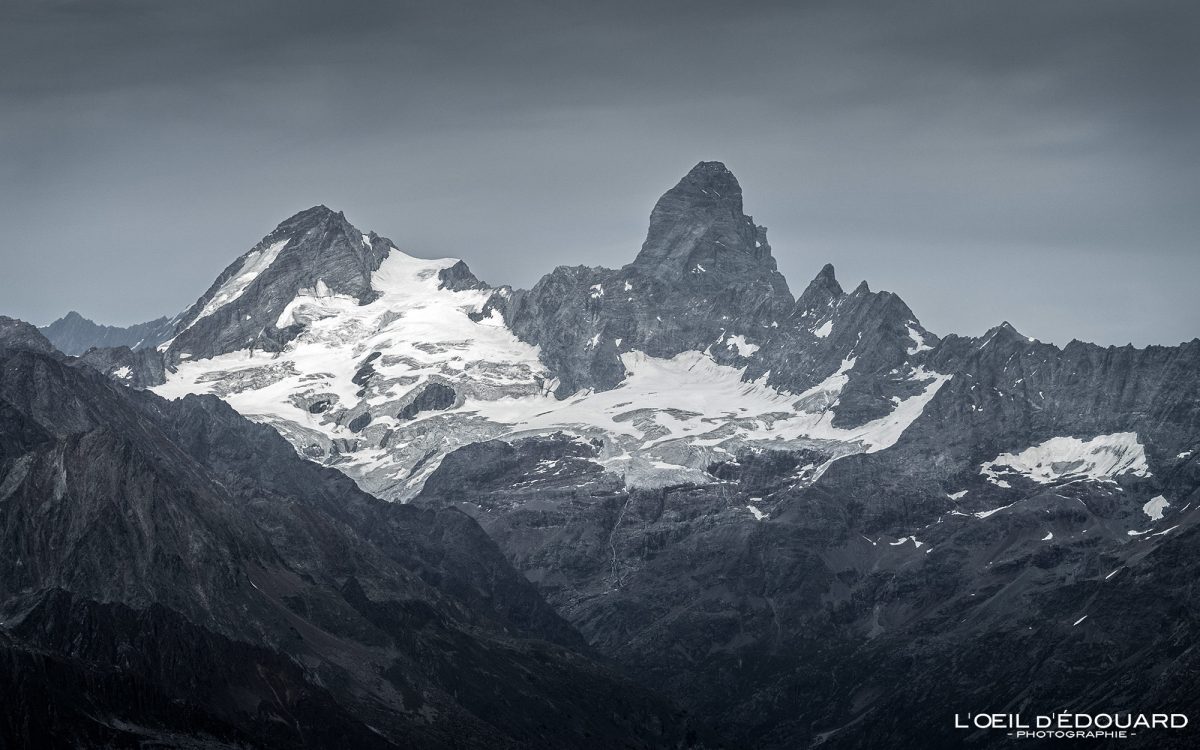 Matterhorn Mont Cervin depuis le Mont Fallère Vallée d'Aoste Italie Tourisme Randonnée Montagne Paysage Alpes Outdoor Nature Hiking Alps Mountain Landscape / Montagna Alpi Cervino Valle d'Aosta Italia