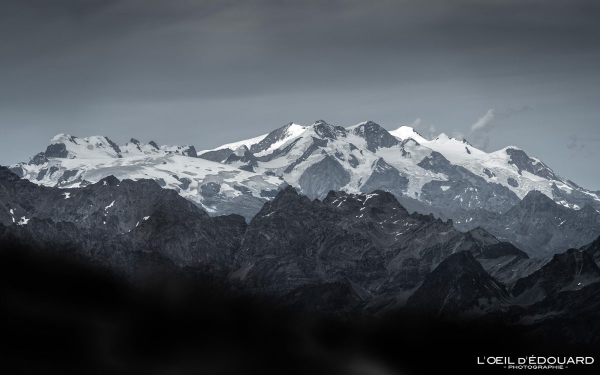 Mont Rose depuis le Mont Fallère Vallée d'Aoste Italie Tourisme Randonnée Montagne Paysage Alpes Outdoor Nature Hiking Alps Mountain Landscape / Montagna Alpi Monte Rosa Valle d'Aosta Italia