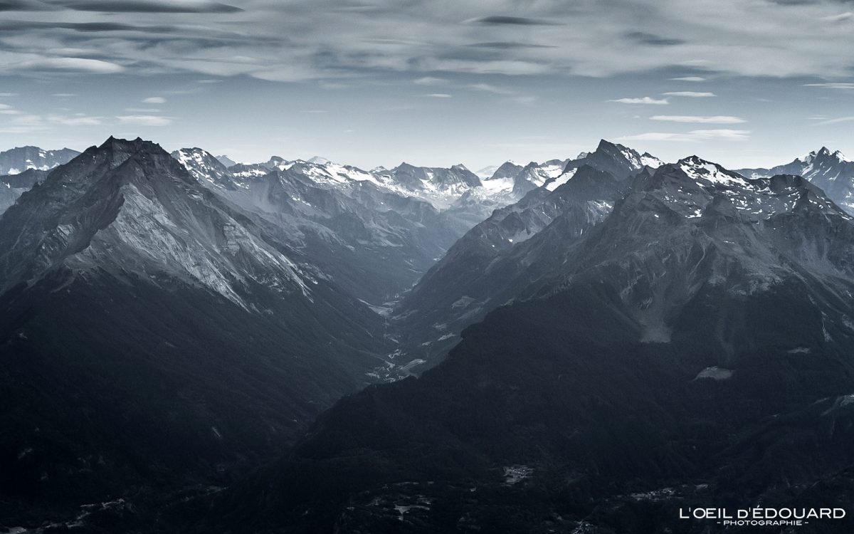Val de Rhêmes depuis le Mont Fallère Vallée d'Aoste Italie Tourisme Randonnée Montagne Paysage Alpes Outdoor Nature Hiking Alps Mountain Landscape / Montagna Alpi Val de Rima Valle d'Aosta Italia