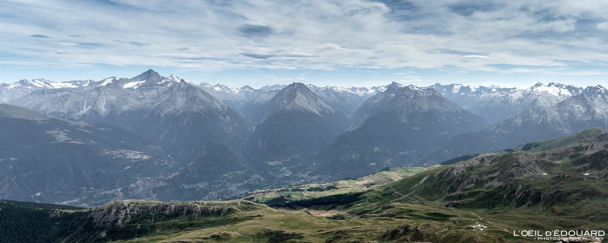 Vue panorama Sommet Mont Fallère Vallée d'Aoste Italie Tourisme Randonnée Montagne Paysage Alpes Outdoor Nature Hiking Alps View Mountain Landscape / Escursione Valle d'Aosta Italia Montagna Alpi