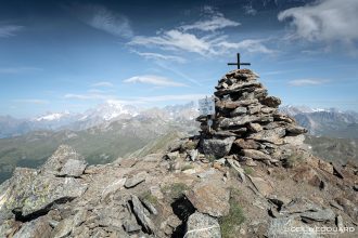 Trek Vallée d'Aoste Mont Vertosan Italie Tourisme Paysage Montagne Randonnée Outdoor Nature Hiking Trekking Mountain Landscape / Alpi Montagna Monte di Vertosan Valle d'Aosta Italia