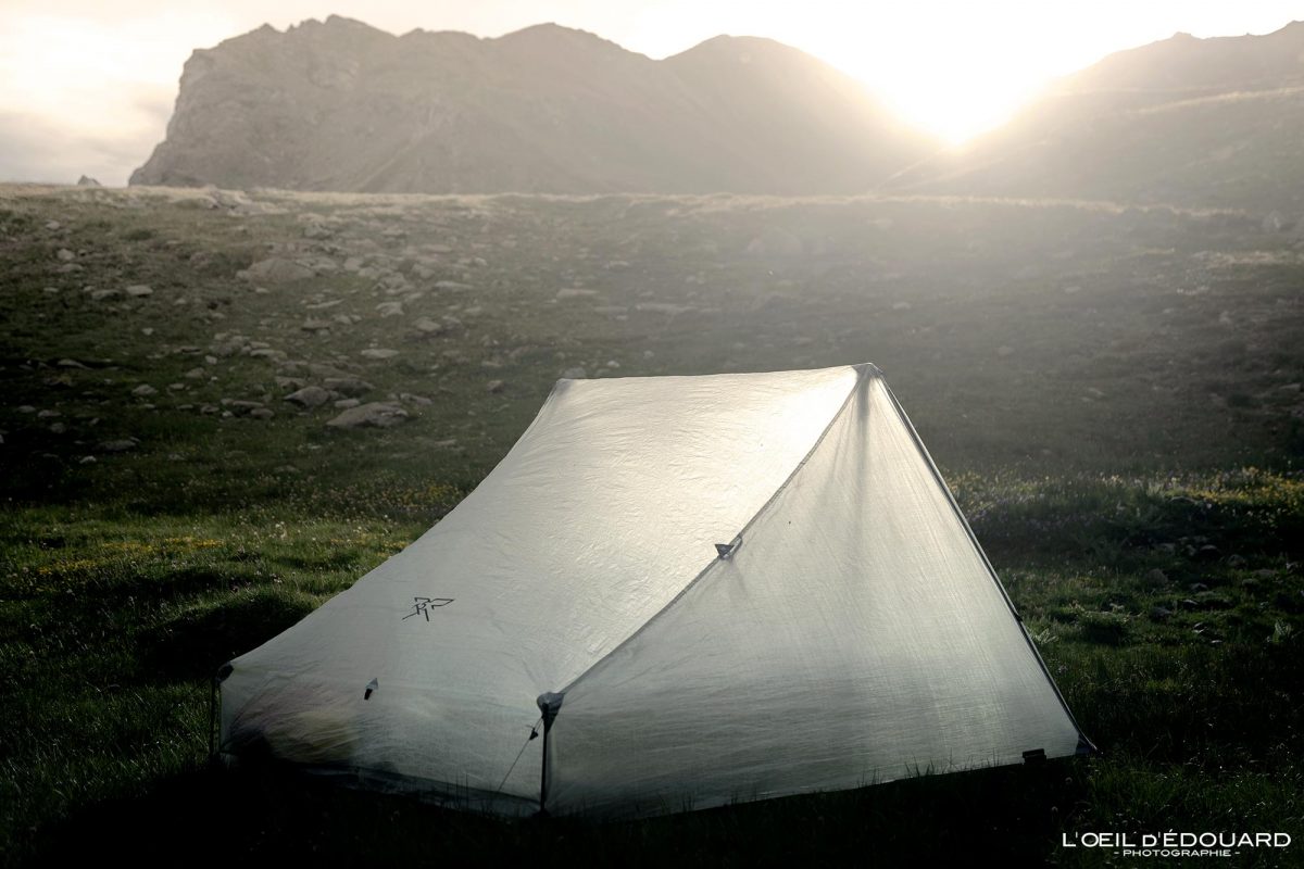 Test Tente Tarp Simond Sprint 2P - Tente 3 saisons mono-paroi ultra-légère randonnée montagne bivouac trek outdoor trekking hike mountain hiking tant review